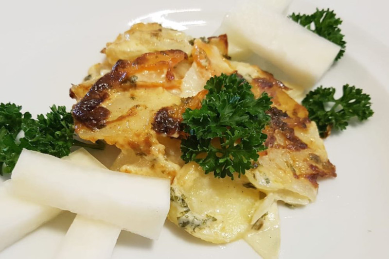 Basisches Kartoffel-Kohlrabi-Gratin